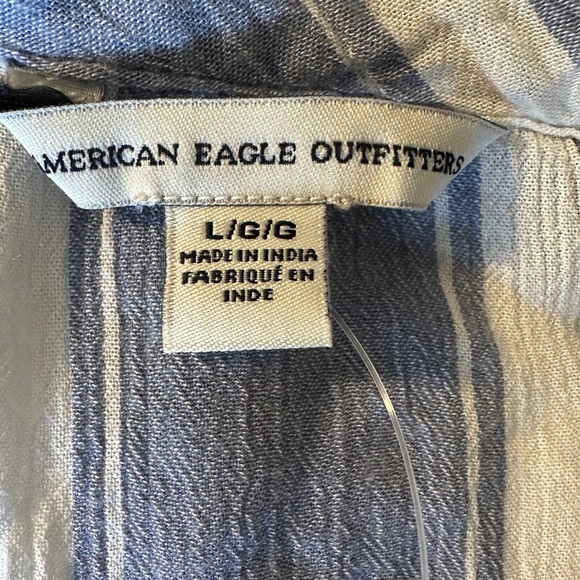 American Eagle top. - Picture 8 of 9